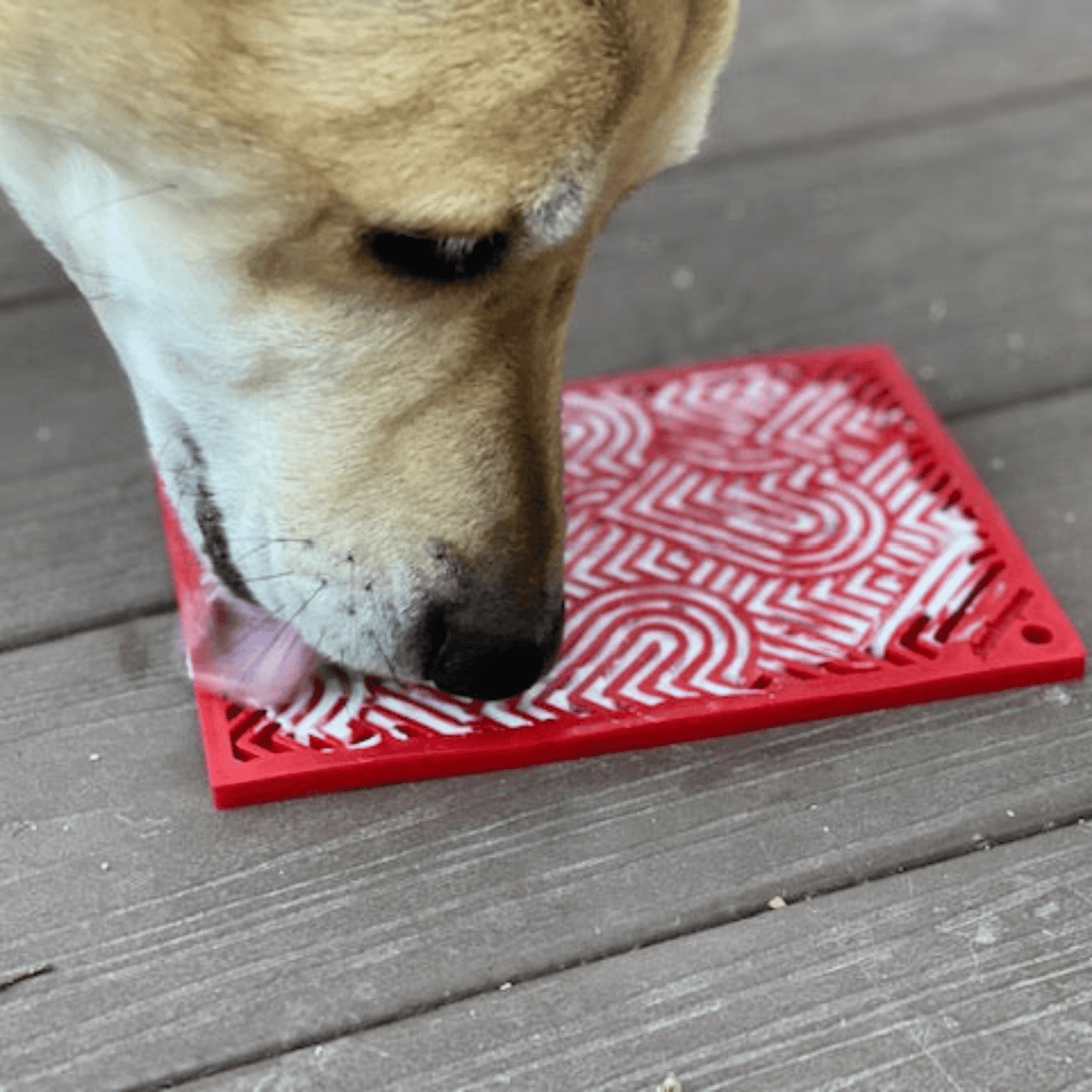 Farm To Pet Small Lick Mat for Cats & Small Dogs